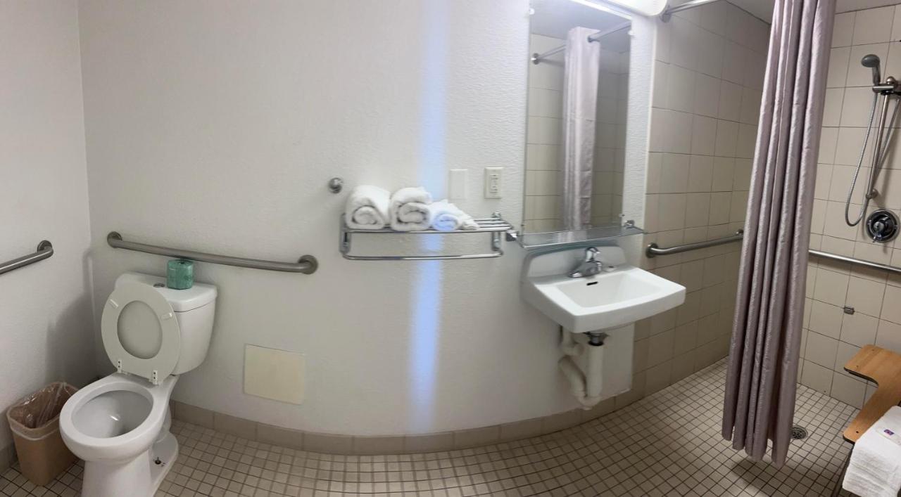 Motel 6-Austin, Tx Bagian luar foto