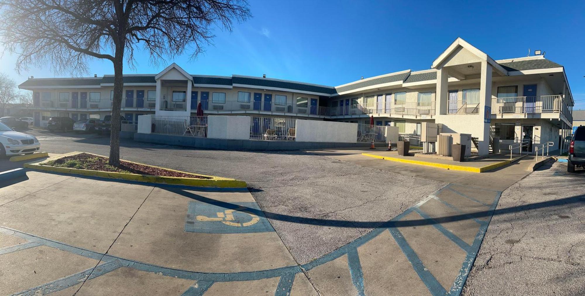 Motel 6-Austin, Tx Bagian luar foto