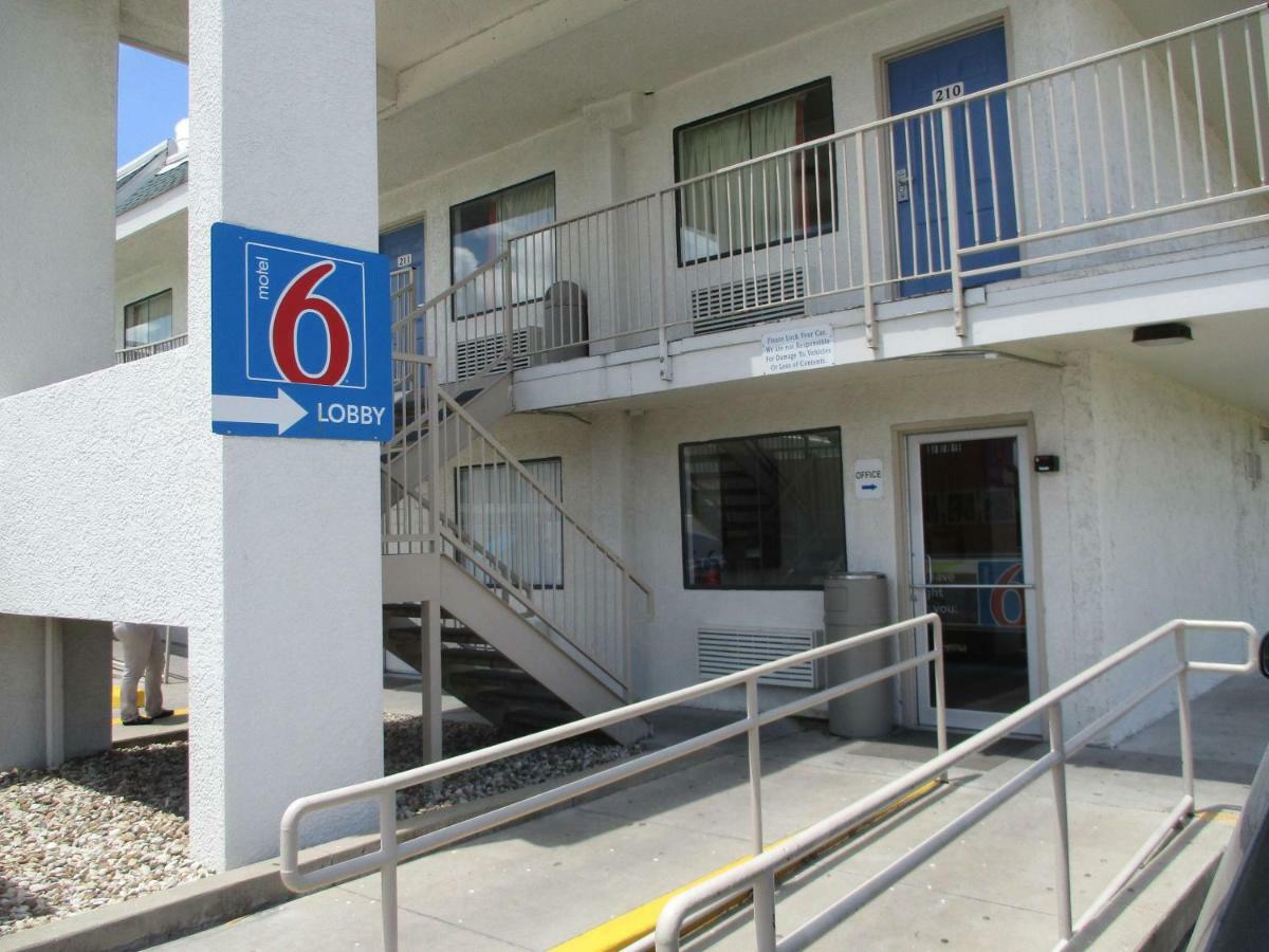 Motel 6-Austin, Tx Bagian luar foto