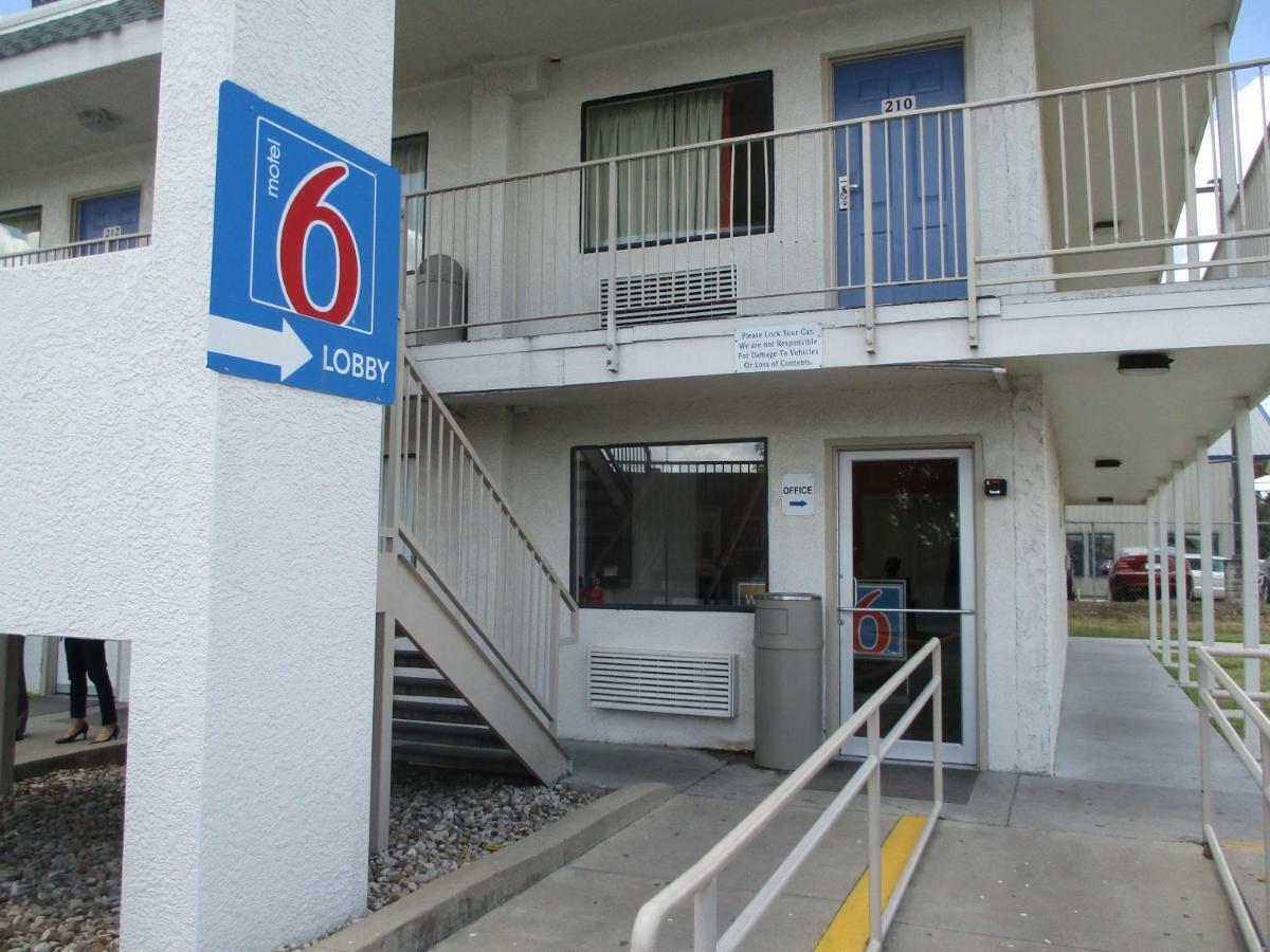 Motel 6-Austin, Tx Bagian luar foto