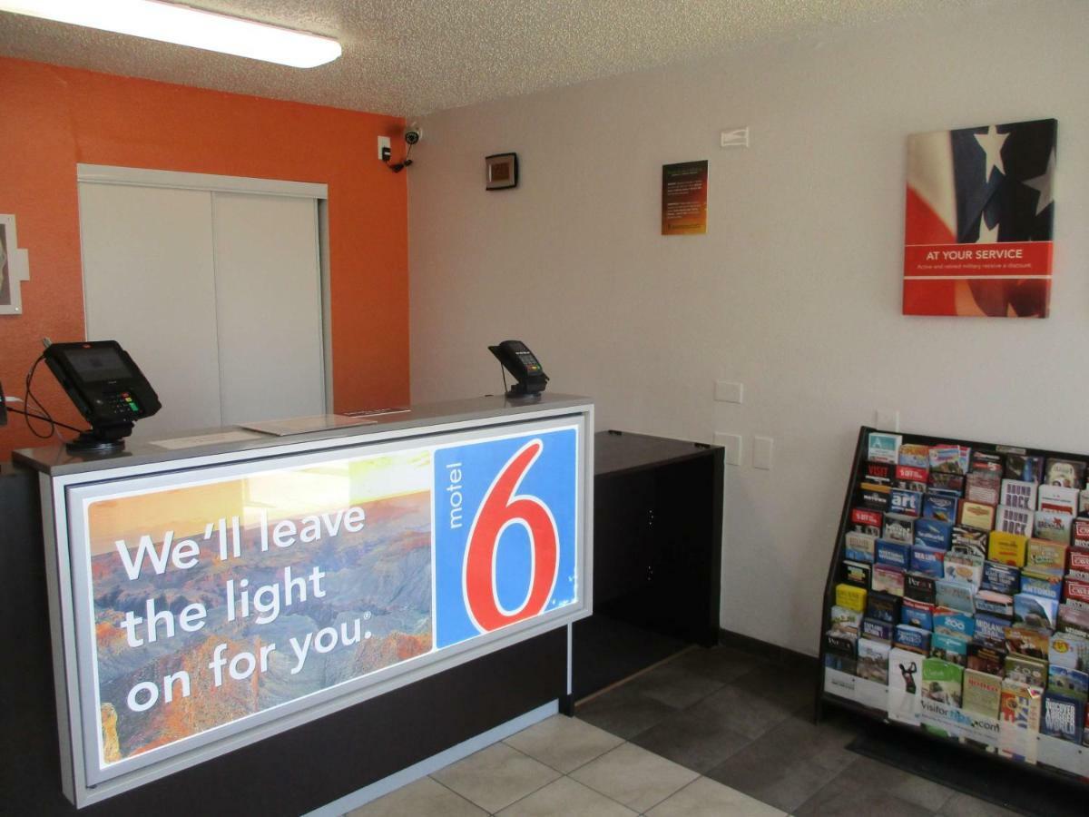 Motel 6-Austin, Tx Bagian luar foto